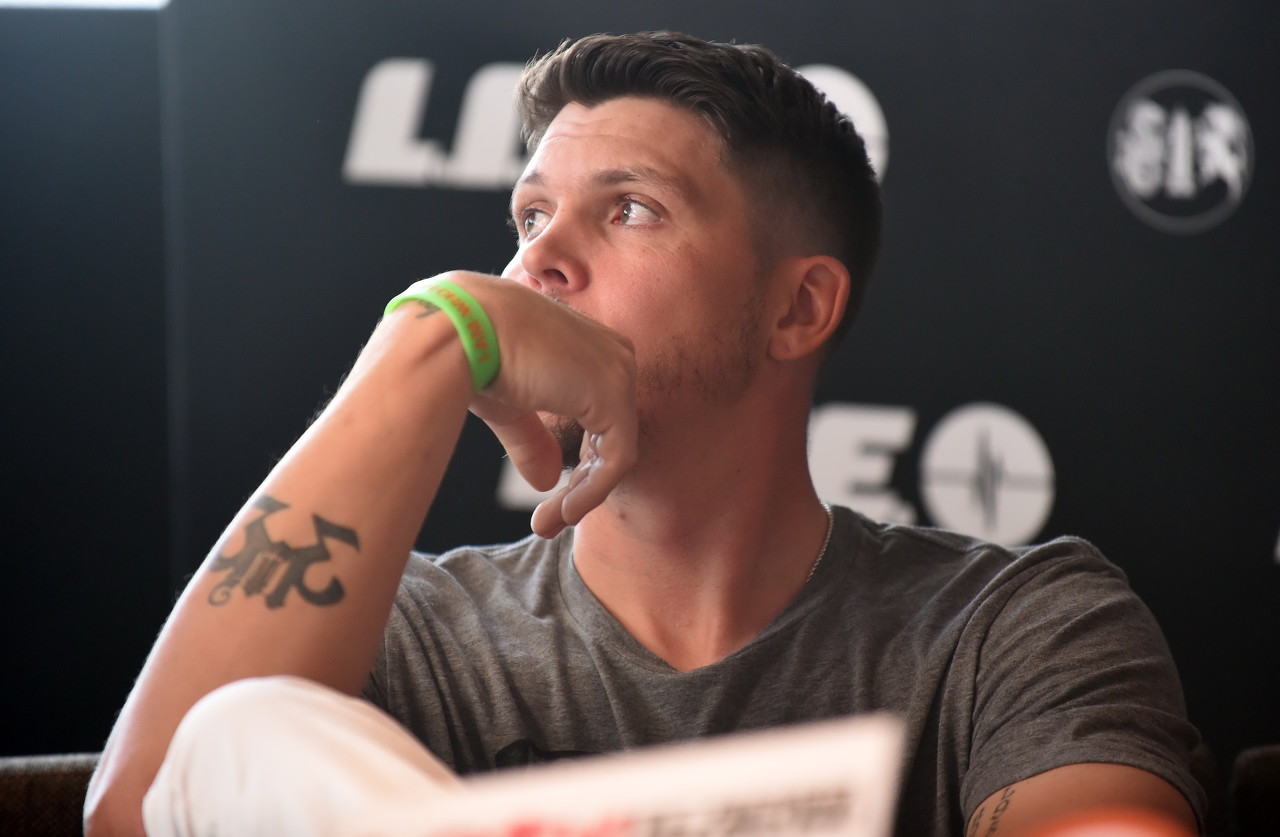 pg旗舰站官网-掘金老板曾指派迈克-米勒指导乐透秀投篮 后者竟连续三次迟到